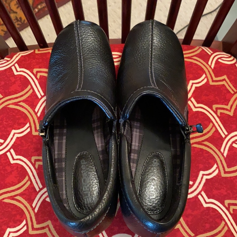 Shoes - Picture 11 of 13